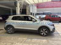 Volkswagen T-Cross 2021 5p Comfortline L4/1.6 Aut 2021 Volkswagen T-Cross Ingreso Exteriores 3