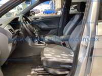 Volkswagen T-Cross 2021 5p Comfortline L4/1.6 Aut 2021 Volkswagen T-Cross Ingreso Interiores 1
