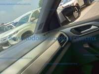 Volkswagen T-Cross 2021 5p Comfortline L4/1.6 Aut 2021 Volkswagen T-Cross Ingreso Interiores 22