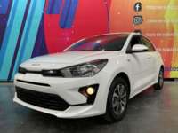 Kia Rio 2023 5p LX L4/1.6 Aut 2023 Kia Rio Venta Exteriores 1