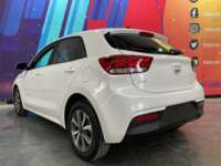 Kia Rio 2023 5p LX L4/1.6 Aut 2023 Kia Rio Venta Exteriores 5