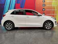 Kia Rio 2023 5p LX L4/1.6 Aut 2023 Kia Rio Venta Exteriores 8