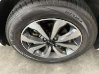 Kia Rio 2023 5p LX L4/1.6 Aut 2023 Kia Rio Venta Llantas 1