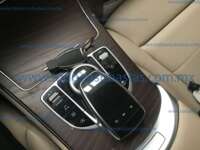 Mercedes-Benz Clase GLC 2019 5p 300 Off Road Paquete Interior L4/2.0/T 9G-Tronic Plus 2019 Mercedes-Benz Clase GLC Ingreso Interiores 11