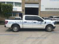 Ford F-150 2023 4p XL Crew Cab V6/3.5 Aut 4X2 2023 Ford F-150 Ingreso Exteriores 4