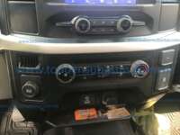 Ford F-150 2023 4p XL Crew Cab V6/3.5 Aut 4X2 2023 Ford F-150 Ingreso Interiores 11