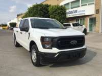 Ford F-150 2023 4p XL Crew Cab V6/3.5 Aut 4X2 2023 Ford F-150 Venta Exteriores 3