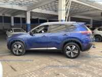 Nissan X-Trail 2024 5p Platinum 2 Row L4/2.5 Aut IMG_2759