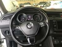 Volkswagen Tiguan 2019 5p Trendline Plus L4/1.4/T DSG Línea Nueva 2019 Volkswagen Tiguan Venta Interiores 1
