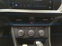 Volkswagen Jetta 2024 4p Comfortline L4/1.4/T Tiptronic 2024 Volkswagen Jetta Ingreso Interiores 11