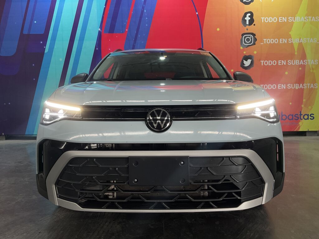 Volkswagen Taos 2025 5p Trendline L4/1.4/T Tiptronic 2025 Volkswagen Taos Venta Exteriores 2