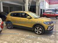 Volkswagen T-Cross 2022 5p Comfortline L3/1.0/T Aut 2022 Volkswagen T-Cross Ingreso Exteriores 3