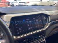 Volkswagen T-Cross 2022 5p Comfortline L3/1.0/T Aut 2022 Volkswagen T-Cross Ingreso Interiores 8