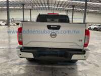 Nissan NP300 Frontier 2023 4p LE L4/2.5 Aut IMG_8138