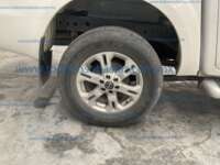 Nissan NP300 Frontier 2023 4p LE L4/2.5 Aut IMG_8098
