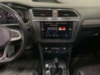 Volkswagen Tiguan 2024 5p R-Line 10 Años L4/2.0/T Aut 2024 Volkswagen Tiguan Venta Interiores 4