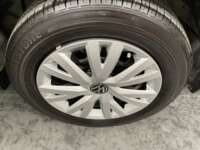 Volkswagen Jetta 2024 4p Trendline L4/1.4/Tiptronic 2024 Volkswagen Jetta Venta Llantas 4