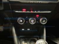 Renault Duster 2023 5p Iconic L4/1.6 Man 2023 Renault Duster Ingreso Interiores 3