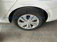 Nissan Versa 2021 4p Sense L4/1.6 Aut IMG_2073
