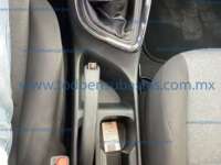 Chevrolet Onix 2022 4p LS L3/1.0/T Man  2022 Chevrolet Onix Ingreso Interiores 13
