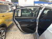 Chevrolet Onix 2022 4p LS L3/1.0/T Man  2022 Chevrolet Onix Ingreso Interiores 17