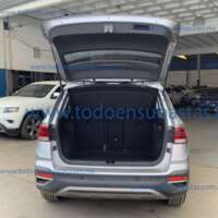 Volkswagen Taos 2023 5p Comfortline L4/1.4/T Tiptronic IMG_5059