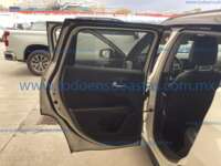 Jeep Compass 2021 5p Limited Premium L4/2.4 4X2 Aut 2021 Jeep Compass Ingreso Interiores 18