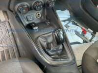 Chevrolet Onix 2023 4p LS L3/1.3 Man    2023 Chevrolet Onix Ingreso Interiores 14