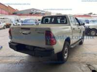 Toyota Hilux 2022 4p Doble Cabina Base L4/2.7 Man     2022 Toyota Hilux Ingreso Exteriores 5