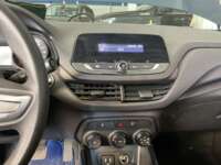 Chevrolet Onix 2023 4p LS L3/1.0/T Aut IMG_1656