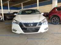 Nissan Versa 2022 4p Advance L4/1.6 CVT IMG_6416