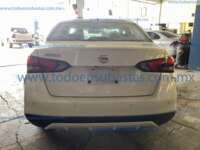 Nissan Versa 2022 4p Advance L4/1.6 CVT IMG_6420