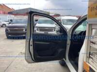 Nissan NP300 Estacas 2021  2021 Nissan NP300 Estacas Ingreso Interiores 0