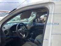Nissan NP300 Estacas 2021  2021 Nissan NP300 Estacas Ingreso Interiores 16