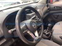 Nissan NP300 Estacas 2021  2021 Nissan NP300 Estacas Ingreso Interiores 2