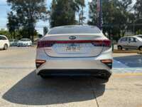 Kia Forte 2021 4p Sedán LX L4/2.0 IVT   2021 Kia Forte Ingreso Exteriores 5