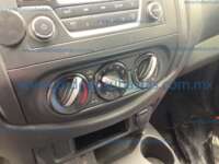 Nissan NP300 Estacas 2021  2021 Nissan NP300 Estacas Ingreso Interiores 9