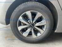 Kia Rio 2022 5p LX L4/1.6 Man          2022 Kia Rio Ingreso Llantas 3