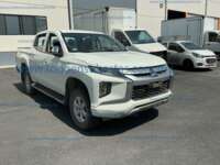 Mitsubishi L200 2021 4p Doble L4/2.5/T Diesel Man 4x4 2021 Mitsubishi L200 Ingreso Exteriores 3