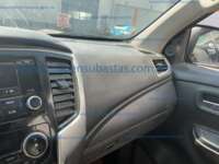 Mitsubishi L200 2021 4p Doble L4/2.5/T Diesel Man 4x4 IMG_7082