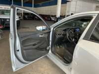 Chevrolet Onix 2022 4p LT L3/1.0/T Man  IMG_3882