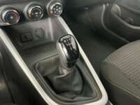 Chevrolet Onix 2025 4p LT L3/1.0 Man  IMG_4566