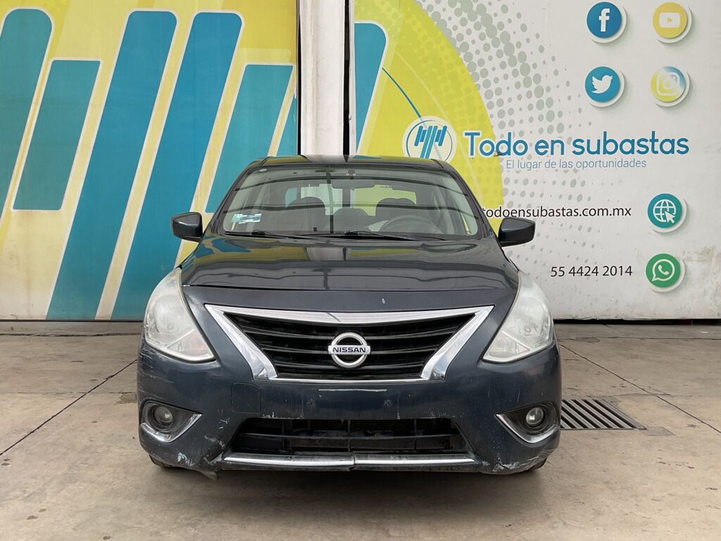 Nissan Versa 2017 4p Advance L4/1.6 Aut 2017 Nissan Versa Venta Exteriores 2
