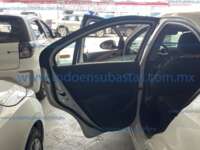 Chevrolet Sonic 2016  2016 Chevrolet Sonic Ingreso Interiores 18