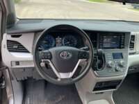 Toyota Sienna 2020 5p LE V6/3.5 Aut 2020 Toyota Sienna Venta Interiores 1