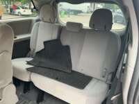 Toyota Sienna 2020 5p LE V6/3.5 Aut 2020 Toyota Sienna Venta Interiores 23