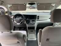 Toyota Sienna 2020 5p LE V6/3.5 Aut 2020 Toyota Sienna Venta Interiores 24