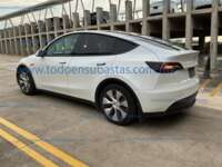 Tesla Modelo Y 2021 5p Autonomía Mayor 3 Fila AWD IMG_1244