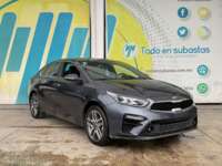Kia Forte 2019 4p Sedán EX Premium L4/2.0 Aut 2019 Kia Forte Venta Exteriores 3