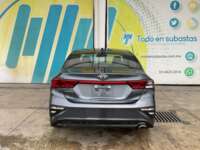 Kia Forte 2019 4p Sedán EX Premium L4/2.0 Aut 2019 Kia Forte Venta Exteriores 6